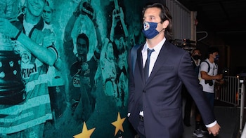 Santiago Solari mantiene al América