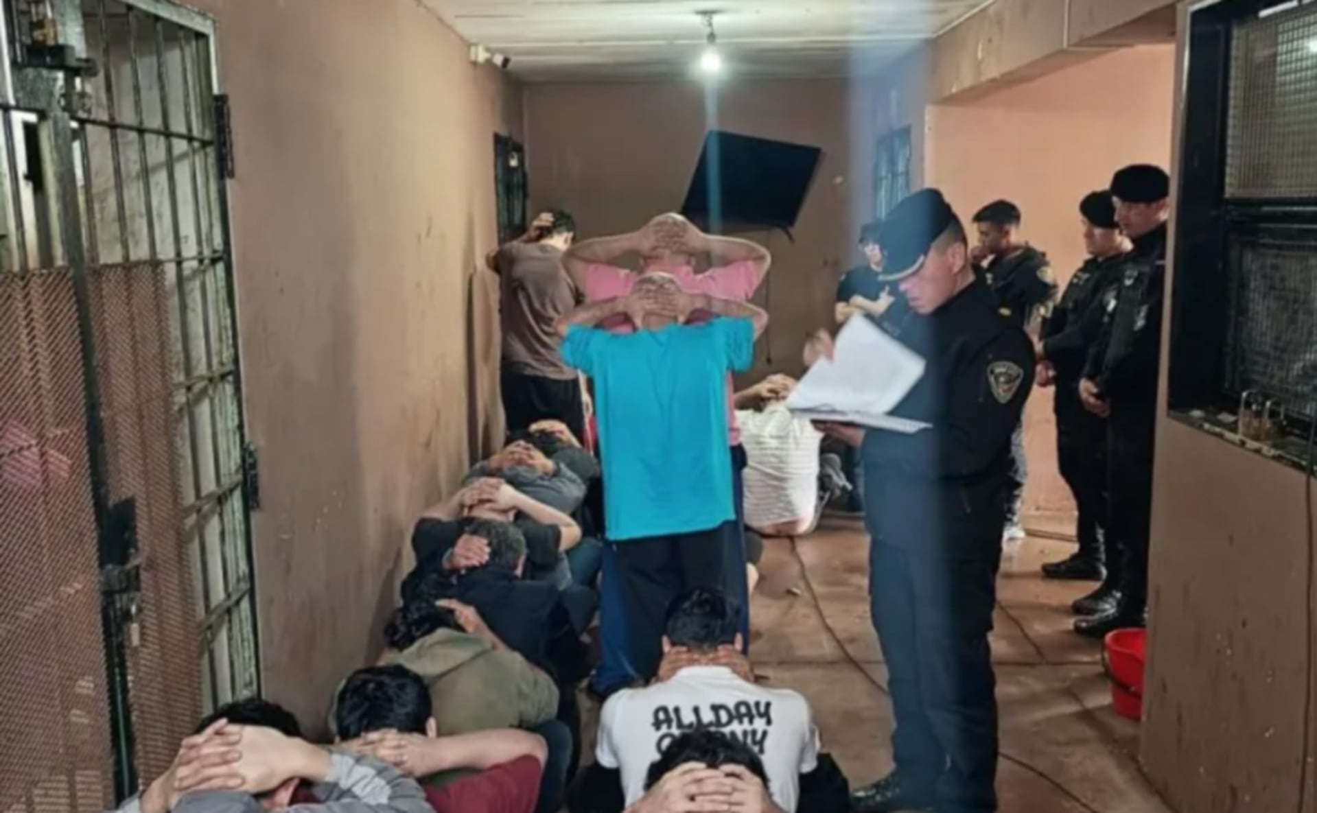 La Policía de Misiones frustró un intento de fuga de siete detenidos en el pabellón C de la Comisaría Primera de Eldorado. (El Territorio)