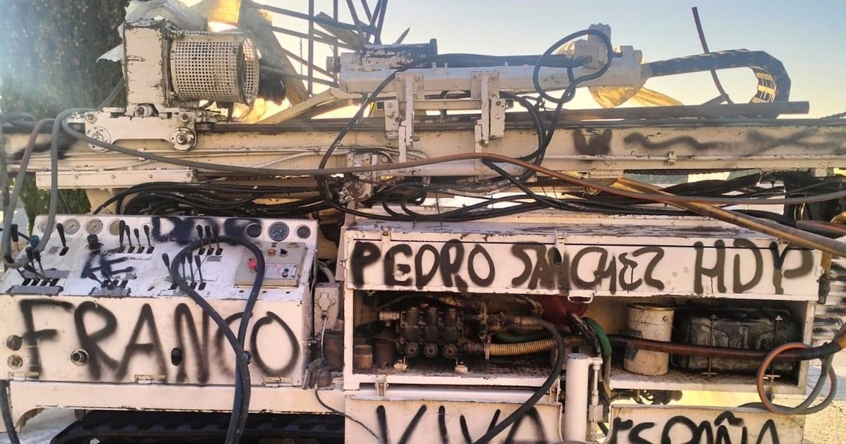Aparece vandalizada la maquinaria de obra que inicia el proyecto de resignificación del Valle de Cuelgamuros - Infobae