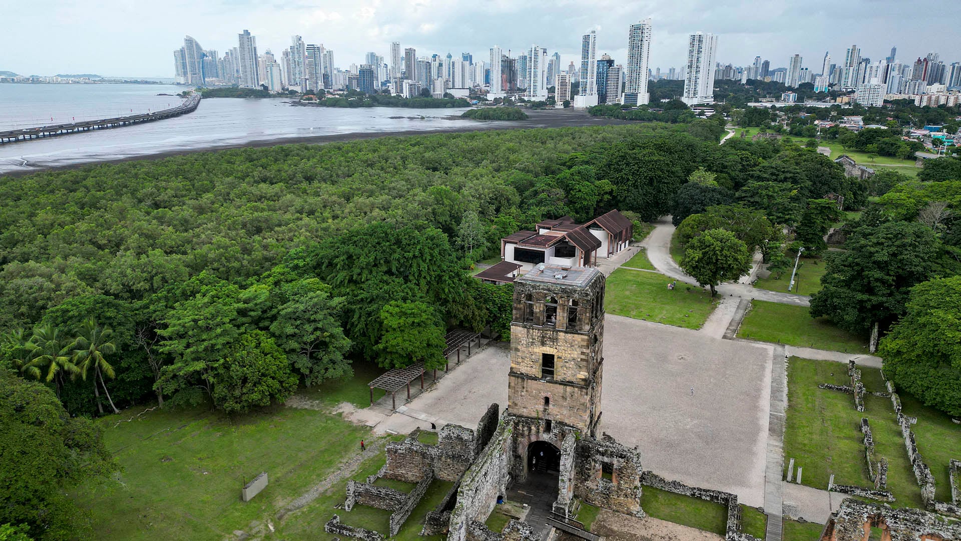 Panamá formalizó su adhesión al Programa de Rutas e Itinerarios Culturales Iberoamericanos durante una reunión celebrada en La Rábida, España. AFP
