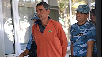 Bebote Álvarez en 2019 durante un traslado durante su detención en prisión (Foto: NA)