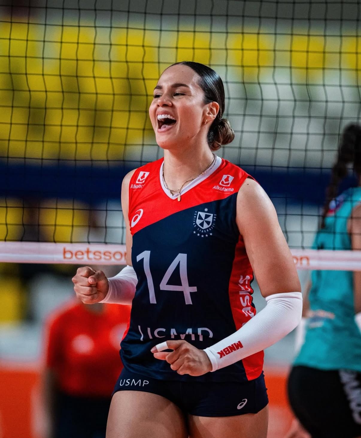 Flavia Montes señaló que no juega en el extranjero por su abuelita y su mamá.