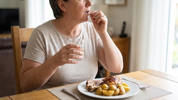 Vitamina D, B12, calcio y omega-3: qué nutrientes son clave en cada etapa de la vida
