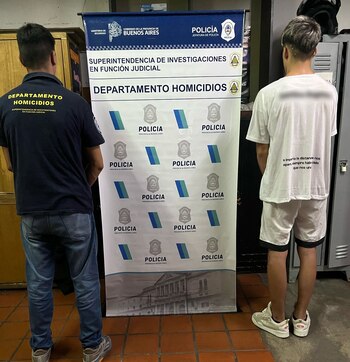 T.R. tras su detención