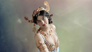 El procesamiento y la ejecución de Mata Hari: una farsa judicial contra una doble agente de segunda clase convertida en chivo expiatorio