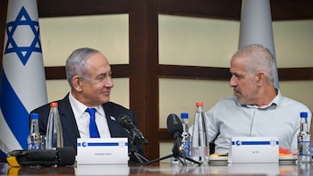 Un exjefe del Shin Bet demandará a Netanyahu por sus afirmaciones sobre advertencias previas al 7-O