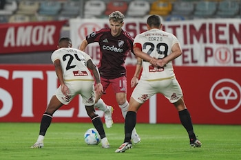 Universitario perdió 1-0 ante River
