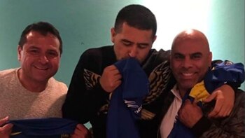 El Chelo Delgado, Riquelme y