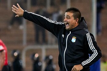 Vivas dirigió a Cristal en