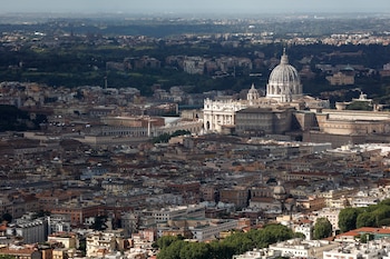 REUTERS/Vincenzo Livieri