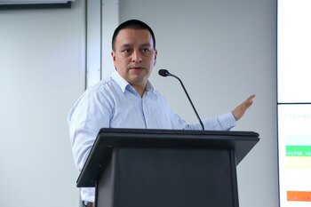 Iván Cárdenas, subdirector de Enfermedades