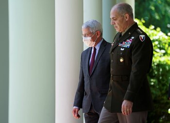 El doctor Anthony Fauci, director