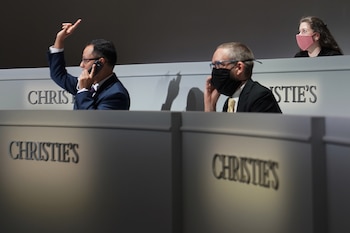 El 75 por ciento de las pujas en las subastas de lujo de Christie’s ingresa por medio de herramientas digitales - REUTERS/Carlo Allegri