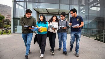 Joven tiktoker peruano, desentraña los