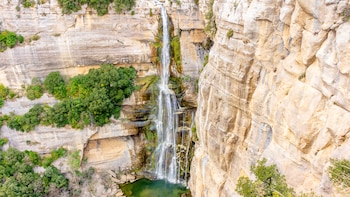 Cascada Salt de Sallent, en Barcelona (Adobe Stock).
