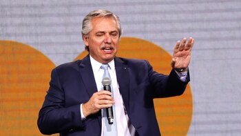 Alberto Fernández viaja este jueves