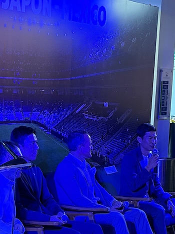 De izquierda a derecha: Makoto