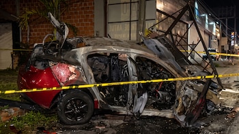 Atentado sicarial contra un comerciante produjo un grave accidente en la vía entre Piedecuesta y Floridablanca
