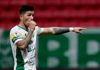 Enzo Fernández explotó en rendimiento