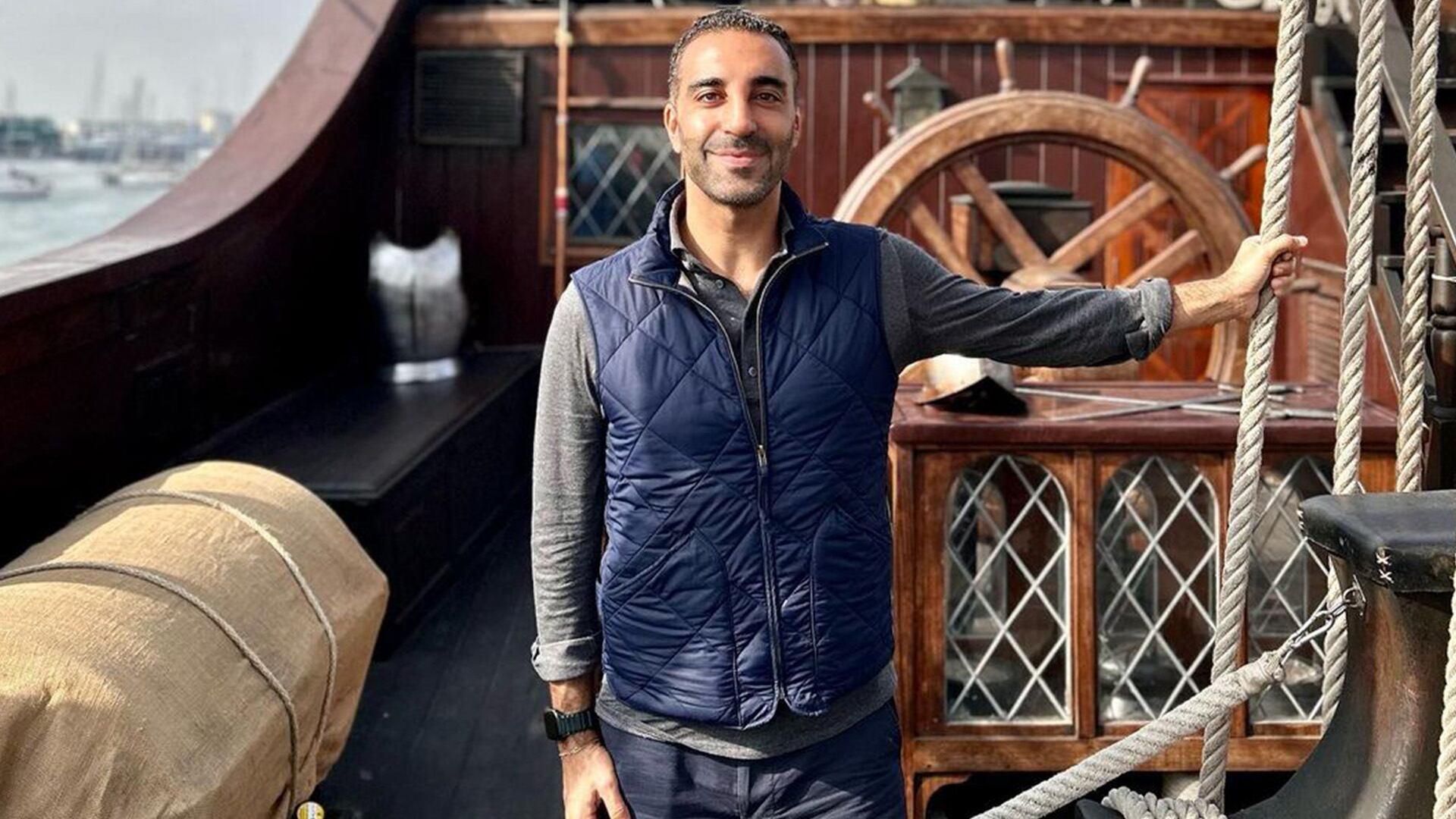 Este es el grado de estudios de Simón Levy y quien es buscado por la INTERPOL - Infobae