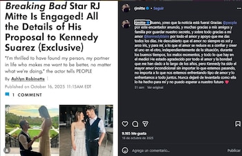RJ Mitte expresó su felicidad en Instagram tras el anuncio de su compromiso.