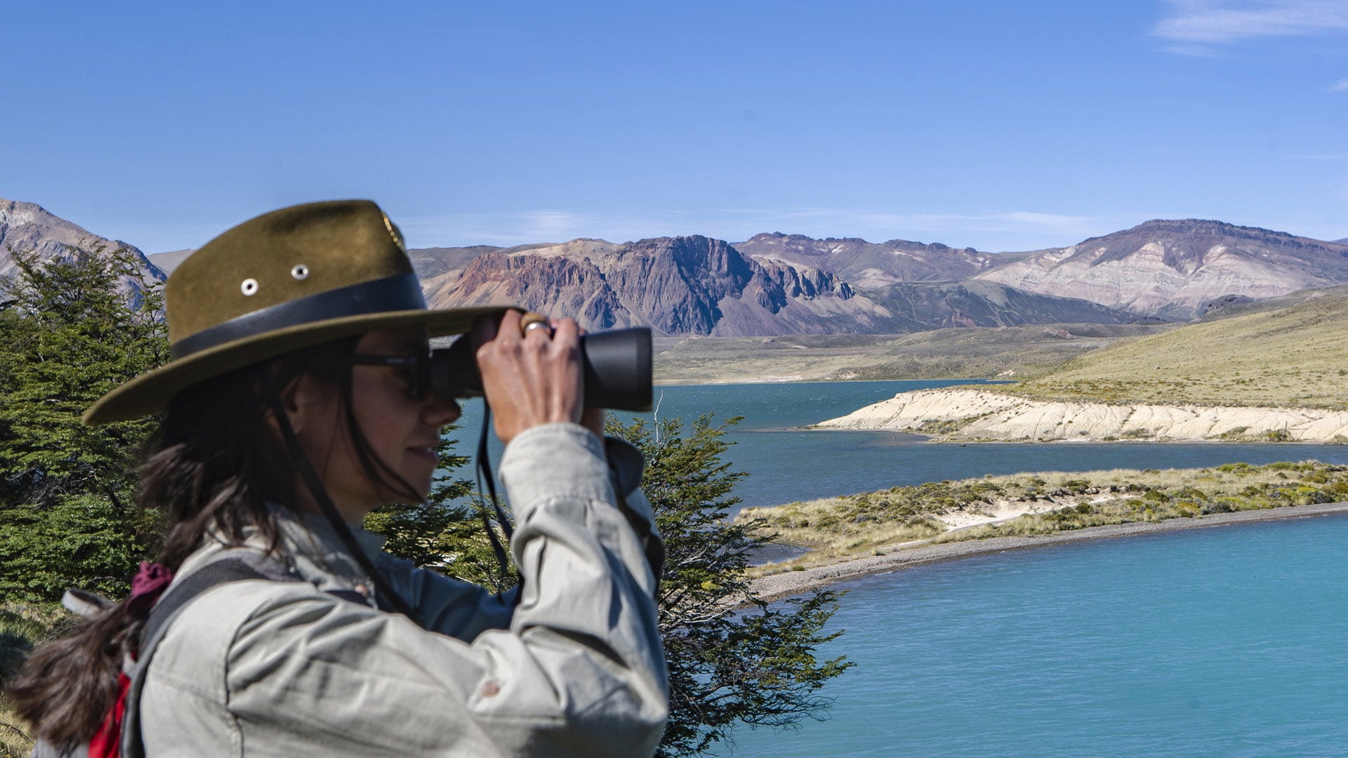 Lanzan un programa para que agentes de los Parques Nacionales terminen la escuela secundaria (https://www.argentina.gob.ar/)