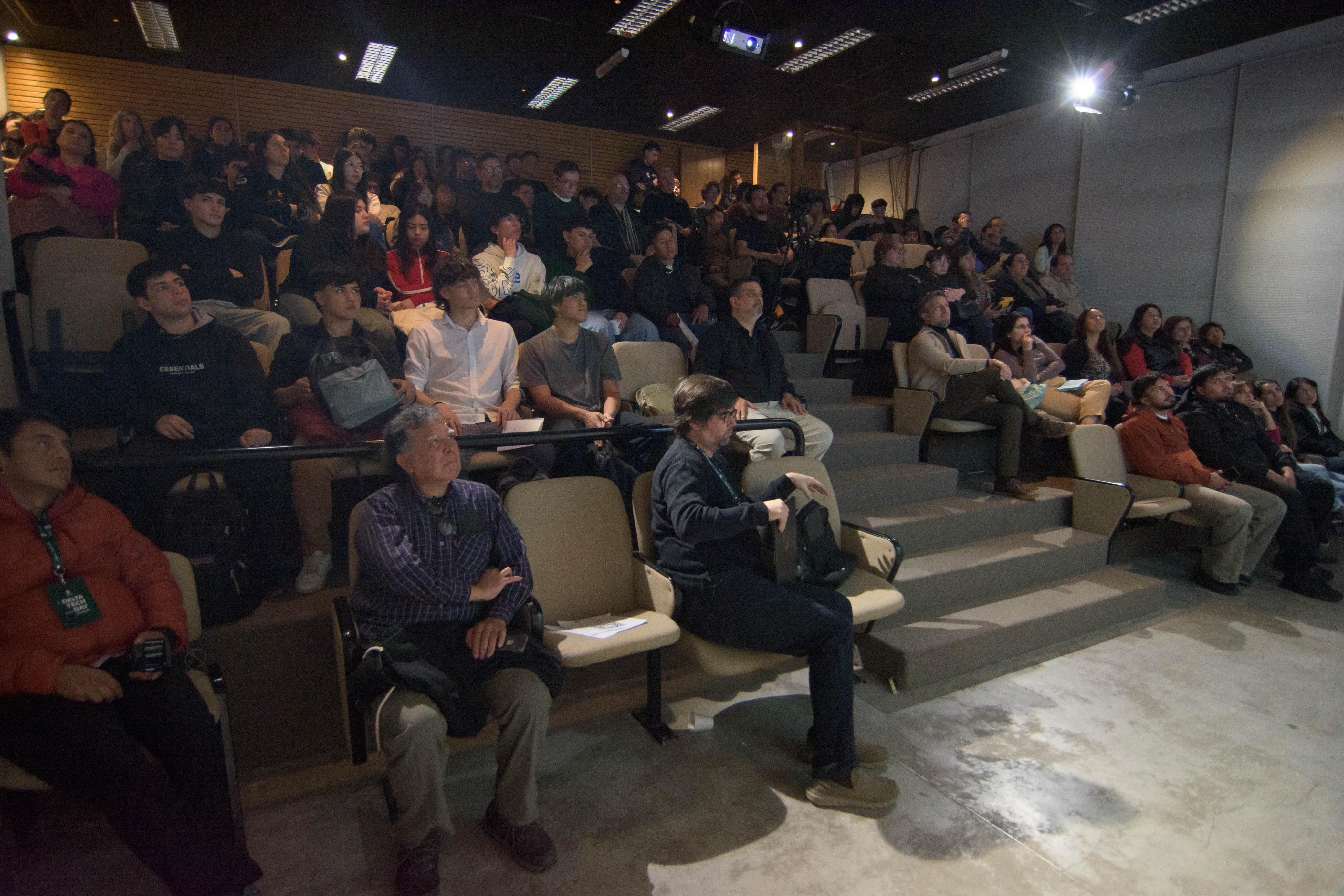 El Delta Tech Day reunió a más de 400 personas para debatir el impacto de la tecnología en la sociedad