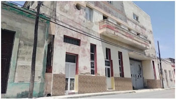 La red hotelera de Holguín surgió en 1820 con la fonda La Viajera y llegó a contar con 17 establecimientos en enero de 1959. (Imagen retomada de CubaNet)