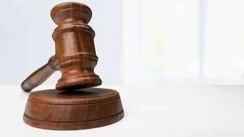 Subasta de 27 lotes para