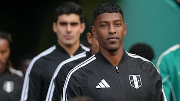 Araujo es un futbolista considerado dentro del nuevo proyecto liderado por Menezes. - Crédito: FPF