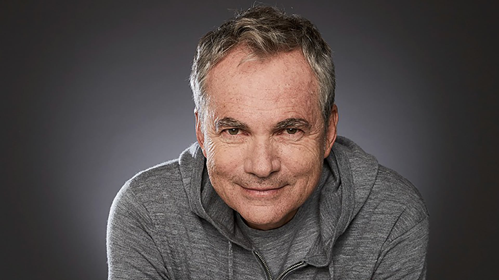 Martín Varsavksy nació en Argentina pero en 1977 se exilió junto a sus padres en Estados Unidos y en 1995 se mudó a España