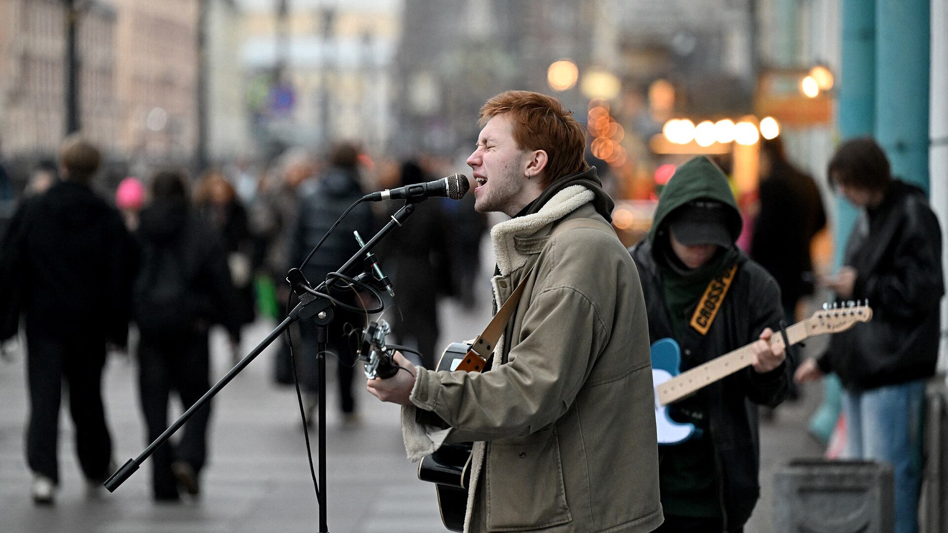 La escena musical subterránea de San Petersburgo sufre represión tras el encarcelamiento de la joven artista Diana Loginova