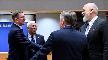 Líderes de la UE trasladan