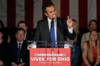 Vivek Ramaswamy, candidato republicano a gobernador de Ohio, habla en un mitin el miércoles 7 de enero de 2026, en Cleveland
(AP Foto/Sue Ogrocki)