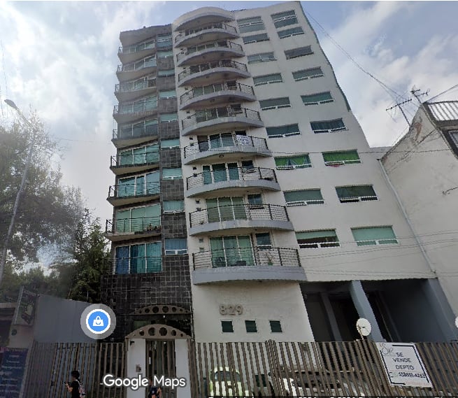 El edificio donde acudió, y donde no quisieron dar ninguna información sobre la joven a la familia, fue en Av. Revolución 829, casi esquina con Rubens, en la colonia Nonoalco, alcaldía Benito Juárez, cerca de metro Mixcoac en la Ciudad de México