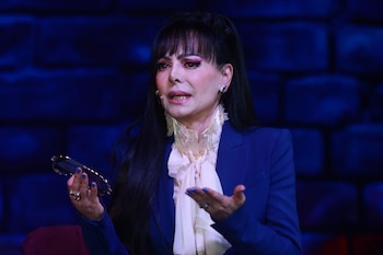 Maribel Guardia acudió a la Fiscalía de la Ciudad de México para rendir su declaración dentro de la carpeta de investigación por el deceso de su hijo.
