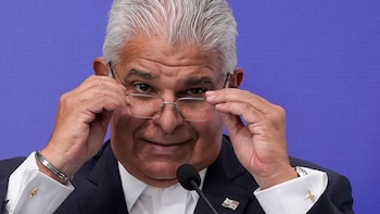“Yo haré cambios cuando tenga que hacer cambios”, afirma el presidente Mulino