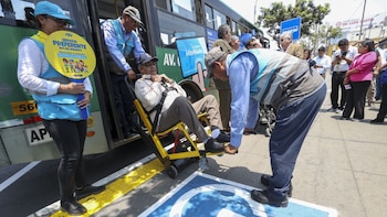 ATU habilita paraderos preferentes para