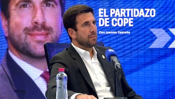 Enrique Riquelme asegura tener cerrado su cuerpo técnico, un entrenador en activo y promete un mundialista español si es presidente del Real Madrid