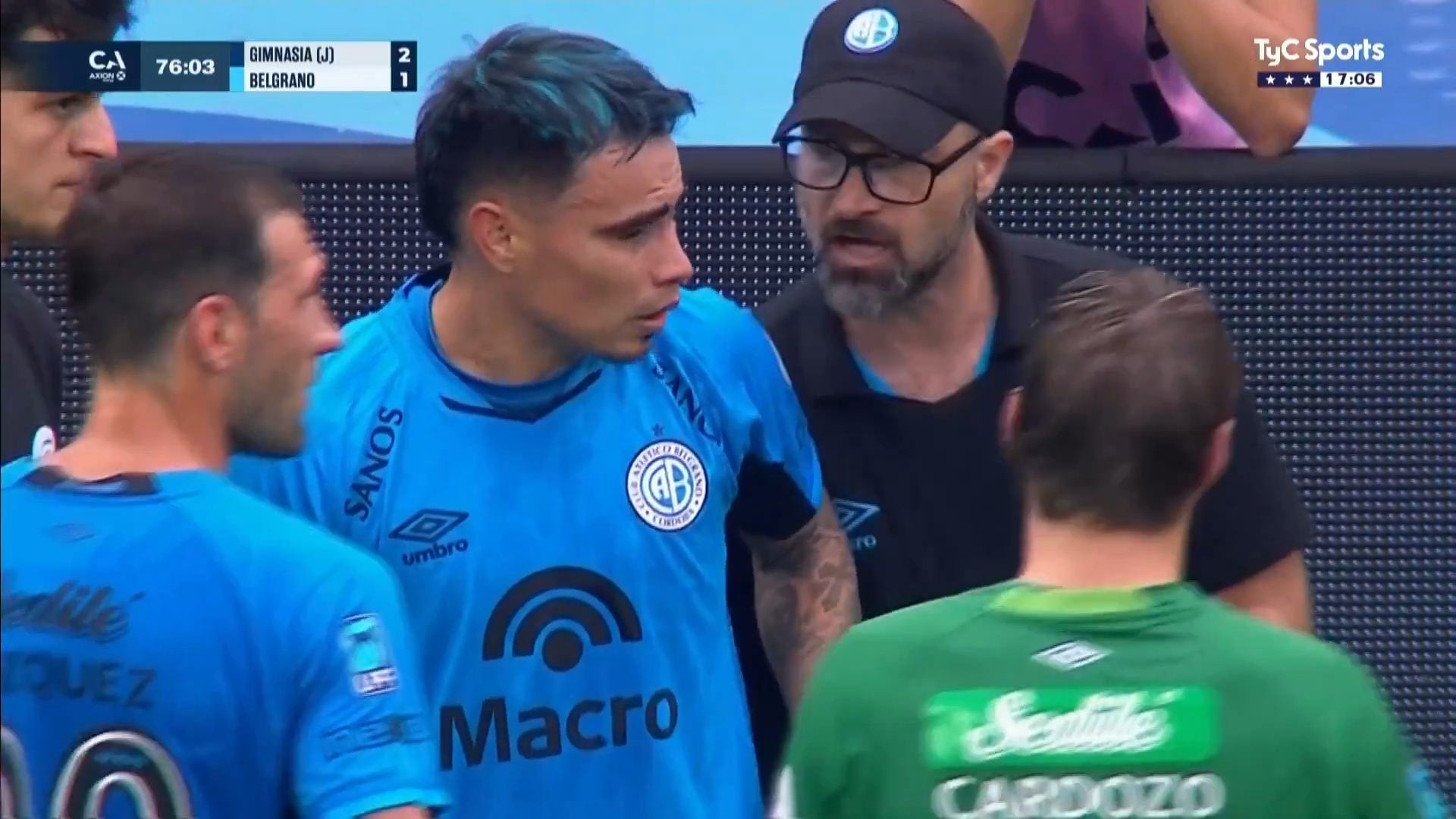 Lucas Zelarayán, jugador de Belgrano, se mostró desorientado en el partido ante Gimnasia de Jujuy por Copa Argentina