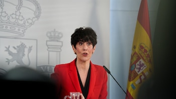 Elma Saiz asegura que la presentación telemática de solicitudes de regularización va a "buen ritmo"