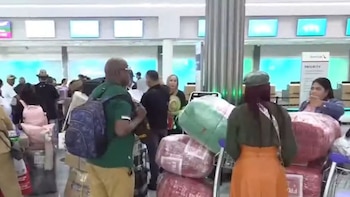 Médicos cubanos abandonan Honduras tras