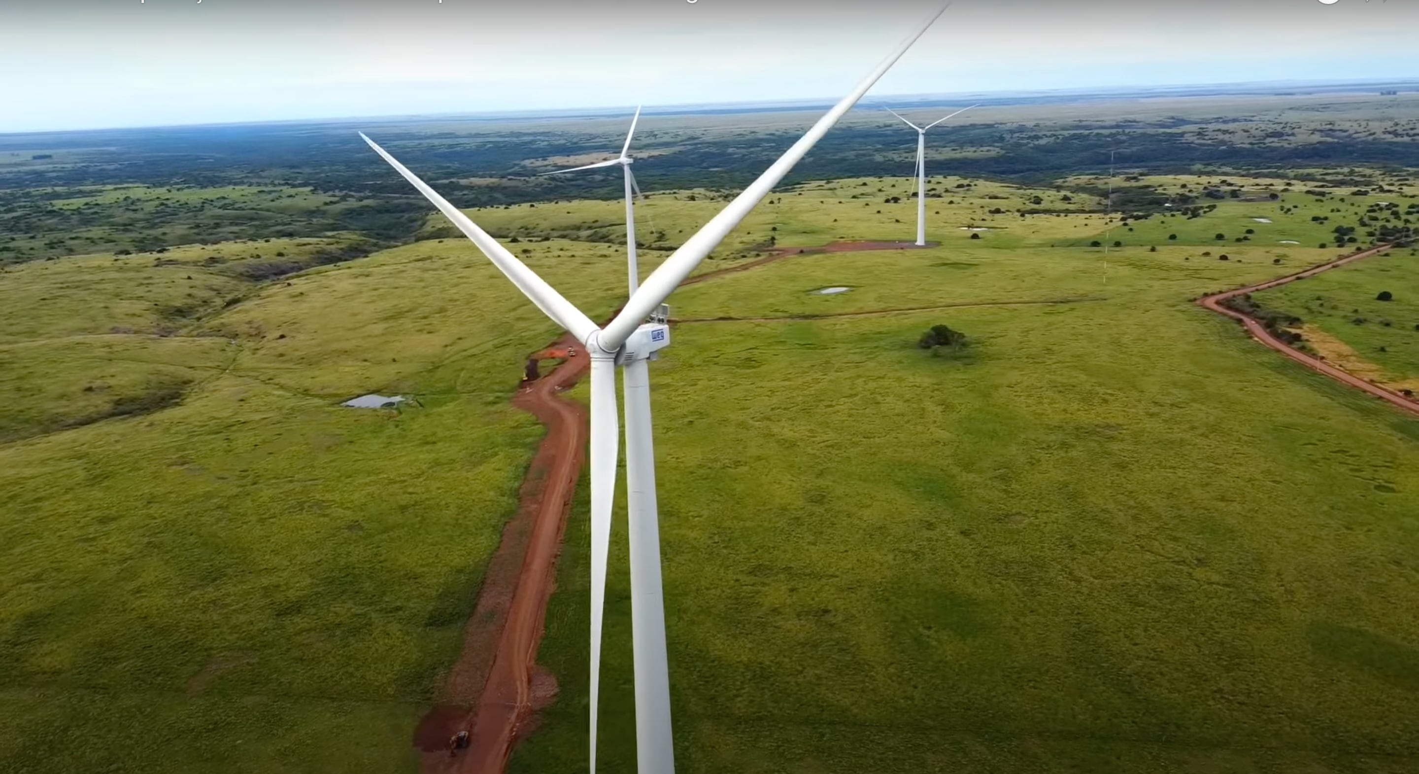 La empresa brasileña Electrobrás comenzó la construcción de un parque eólico en 2011 en un territorio disputado entre Uruguay y Brasil (Electrosul)