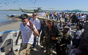 Juan Orlando Hernández, al inaugurar