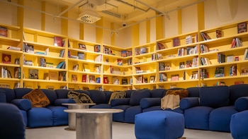 La biblioteca de Mathaf ofrece