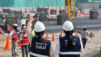 El edificio abarcará más de 22 mil metros cuadrados en seis niveles, con 85 camas de hospitalización, 17 para emergencias, cuatro quirófanos y tres áreas de parto - Créditos: Pronis.