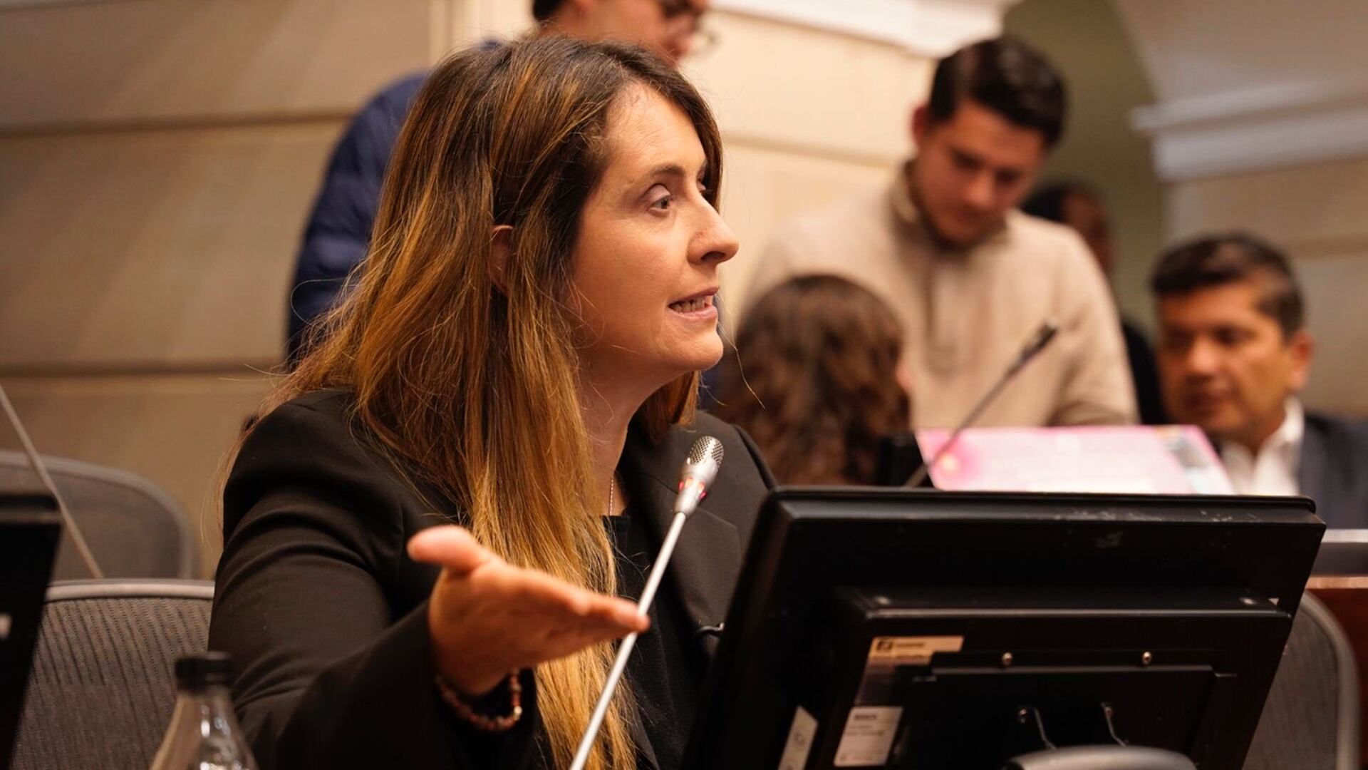 Paloma Valencia también se ha opuesto a la implementación de la reforma pensional, que está en discusión en la Corte Constitucional - crédito @SenadoGovCo/X