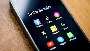 YouTube, Snapchat y TikTok llegan a un acuerdo con escuela de Kentucky que las demandó por "promover la adicción"