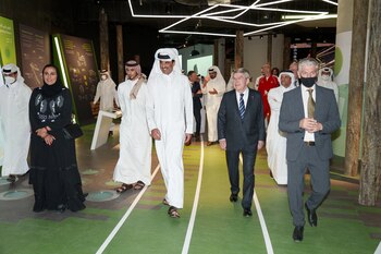 Thomas Bach junto al Emir