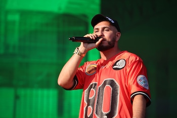 Omar Montes en el escenario